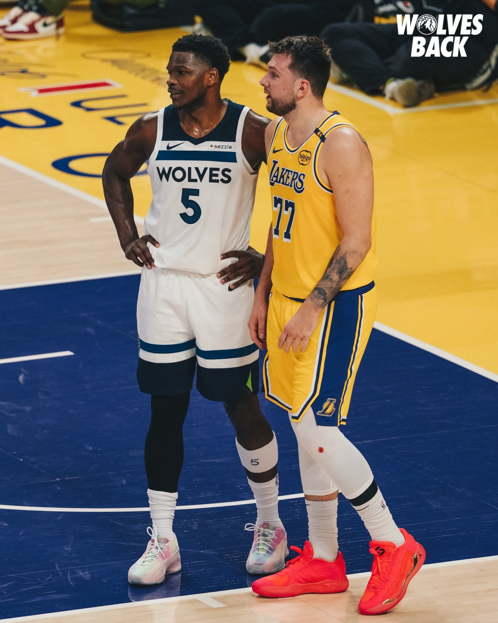 国王险胜上海队，东契奇高光表现