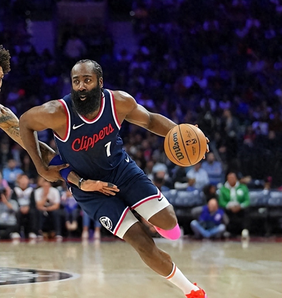 福建队鏖战上海队，哈登统治全场