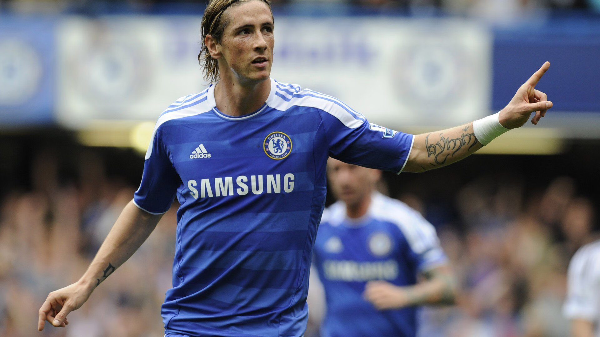 拉亚的指尖，点燃了摩洛哥的星空